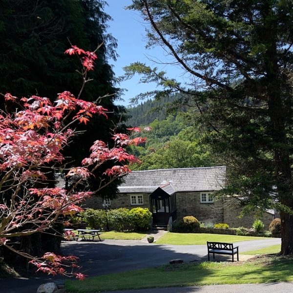 one bedroom holiday cottage with private fishing in Bodmin Cornwall