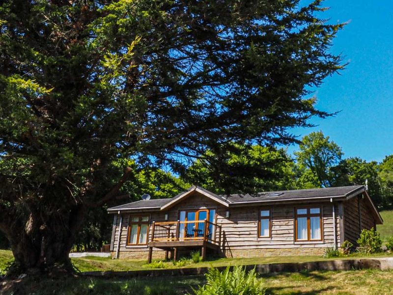 holiday lodge hire cornwall